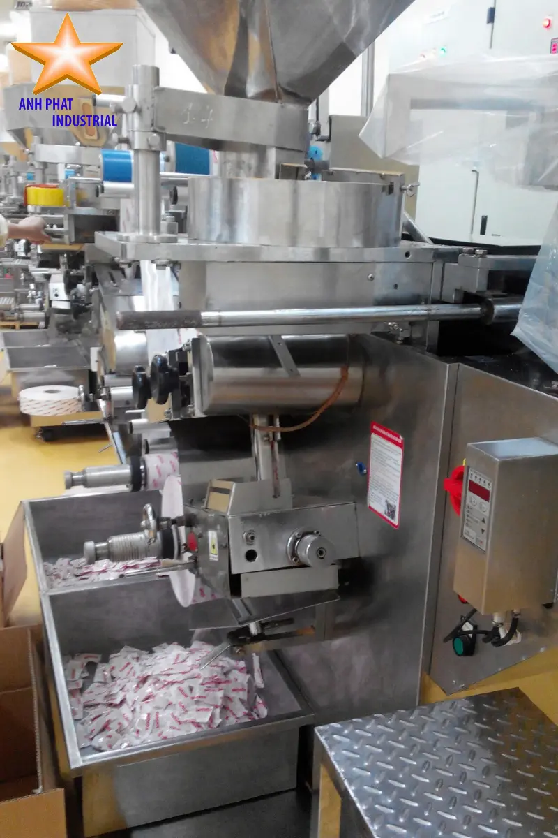 Sử dụng đầu cân hiển thị/ điều khiển từ các thương hiệu uy tín như Mettler Toledo, Ishida